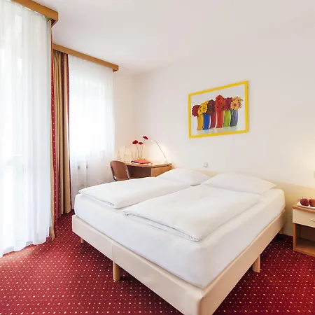 Azimut Hotel