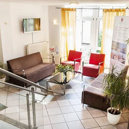 Azimut Hotel 3*