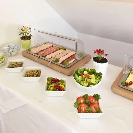 Azimut Hotel 3*
